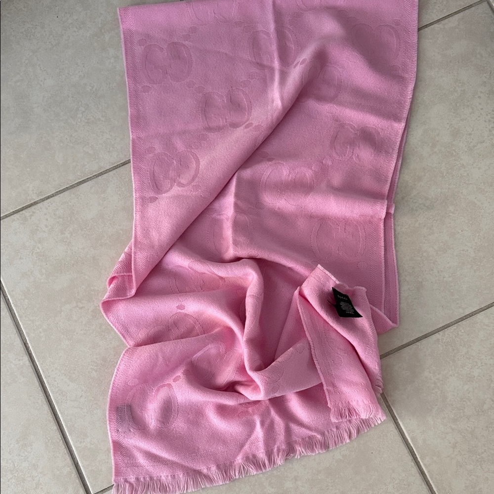 Gucci giant monogram scarf